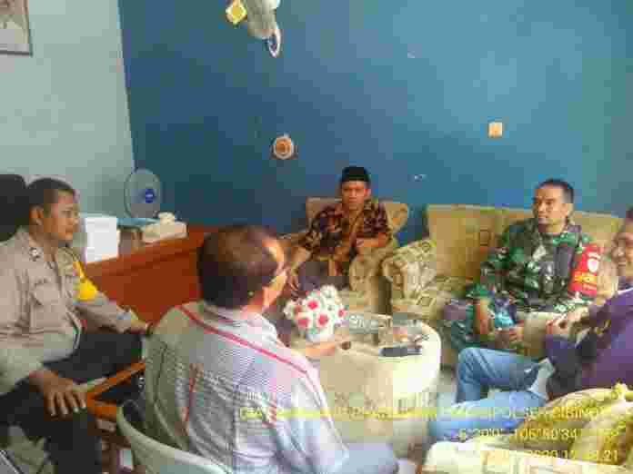 Bhabinkamtibmas Polsek Cibinong Anjangsana Ke Bapak Lurah