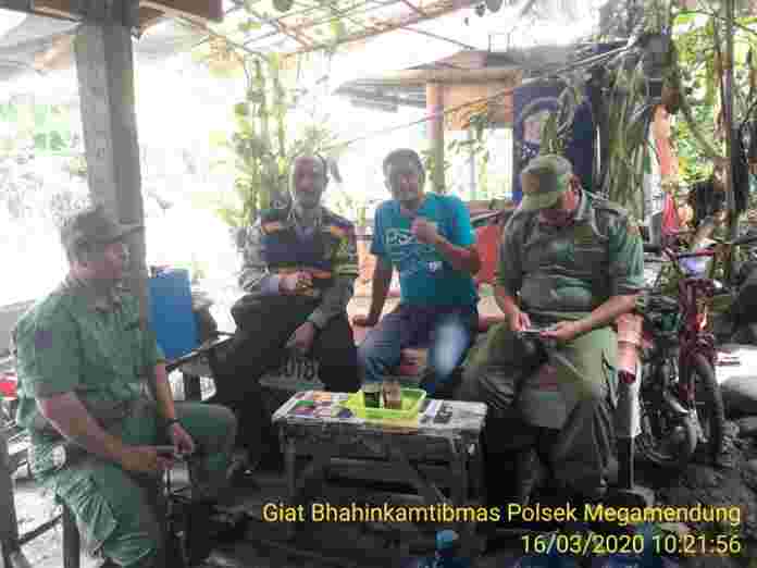 Bhabinkamtibmas Aiptu Sartono giat sambang warga, Senin (16/03)