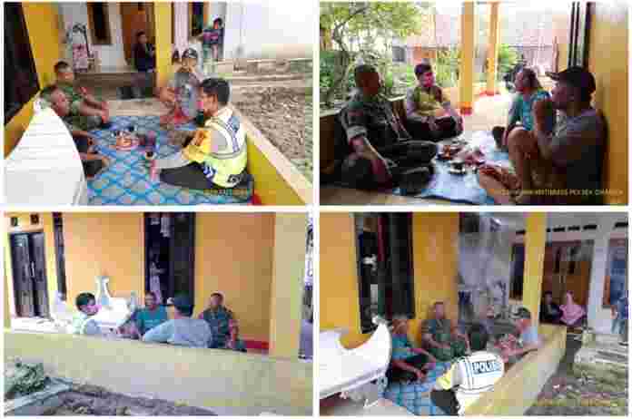 Cegah Virus Corona, Bhabinkamtibmas Desa Cibadak Lakukan Sosialisasi Maklumat Kapolri Terhadap Warganya yang Akan Melaksanakan Acara Hajatan.