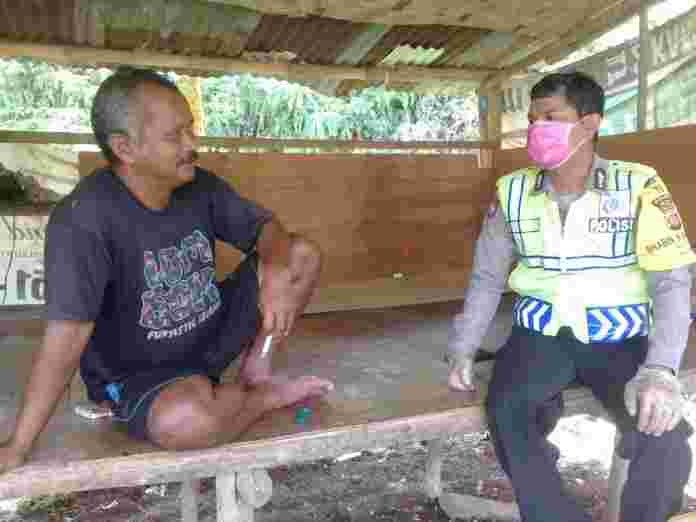 Bhabinkamtibmas Polsek Ciampea Polres Bogor Laksanakan Himbauan Kepada Tempat Pemancingan